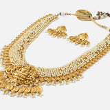 Gold Plated Womens Kundan, Polki Necklace Set with Pair of Earrings