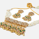 Gold Plated Green Womens Kundan Polki Necklace Set with Pair of Earrings
