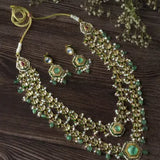 Navisha Kundan Necklace Set