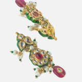 Gold Plated Pink Womens Kundan Short Necklace Set with Pair of Earrings