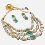 Gold Plated Green Womens Kundan Short Necklace Set with Pair of Earrings