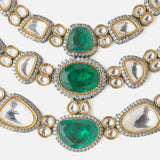 Gold Plated Green Womens Kundan Short Necklace Set with Pair of Earrings
