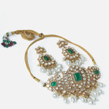 Gold Plated Green Womens Kundan Choker Necklace Set with Pair of Earrings