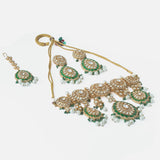 Gold Plated Green Womens Kundan Choker Necklace Set with Pair of Earrings & Maangtikka
