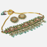 Gold Plated Green Womens Kundan Choker Necklace Set with Pair of Earrings