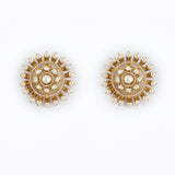 Saadgi Gold Plated Womens Pearl Pair of Stud Earrings (Freesize)