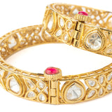 Gold Plated Womens Kundan, Polki Pair of Bangles