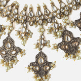 Rodium PlatedGold Womens Short Necklace Set with Pair of Earrings